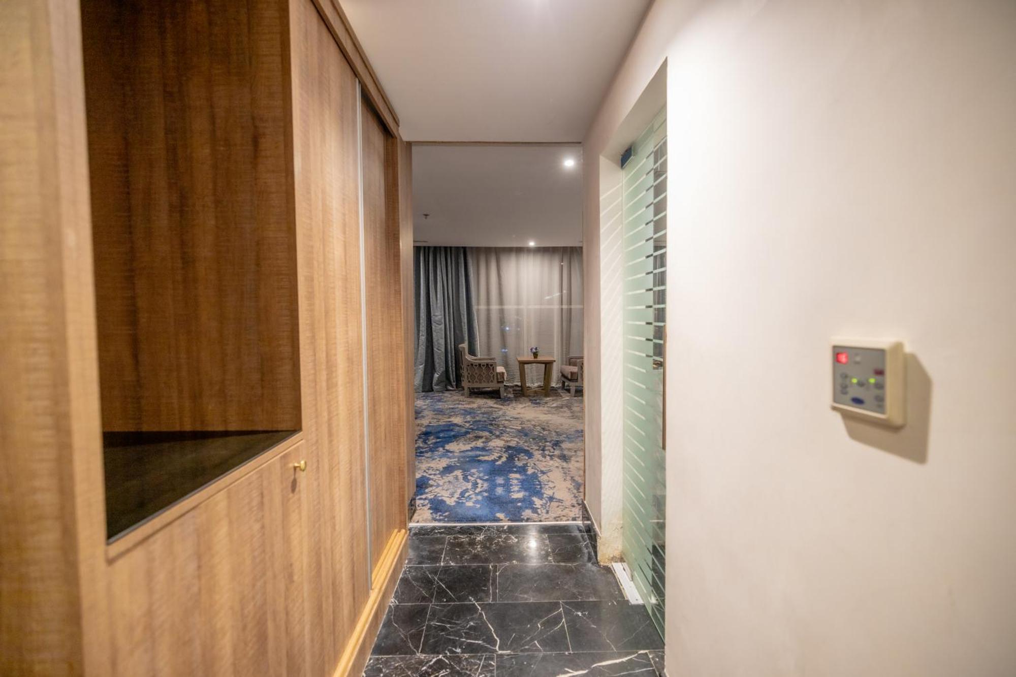 Mora Hotel By Pioneer Dschidda Exterior foto